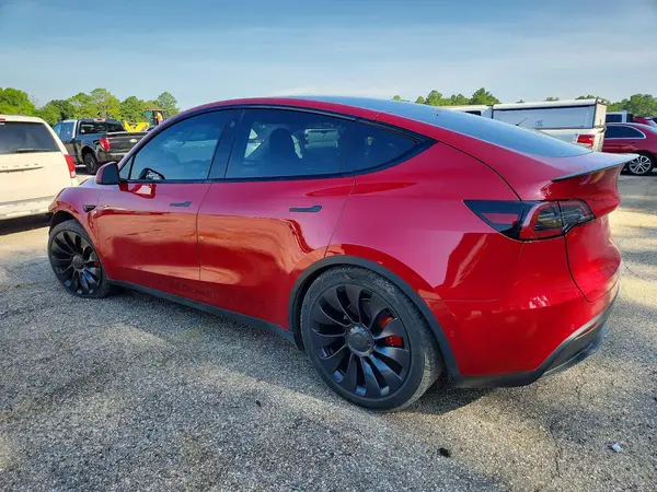 7SAYGDEFXNF534881 2022 TESLA MODEL Y - Image 2