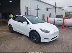 7SAYGDEFXNF535660 2022 TESLA MODEL Y