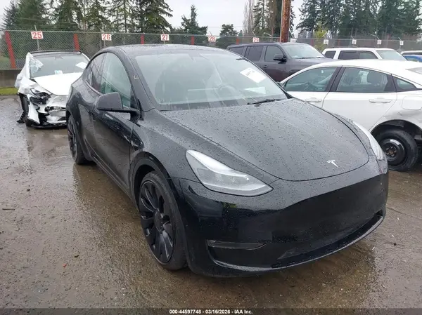 7SAYGDEFXNF551048 2022 TESLA MODEL Y - Image 1