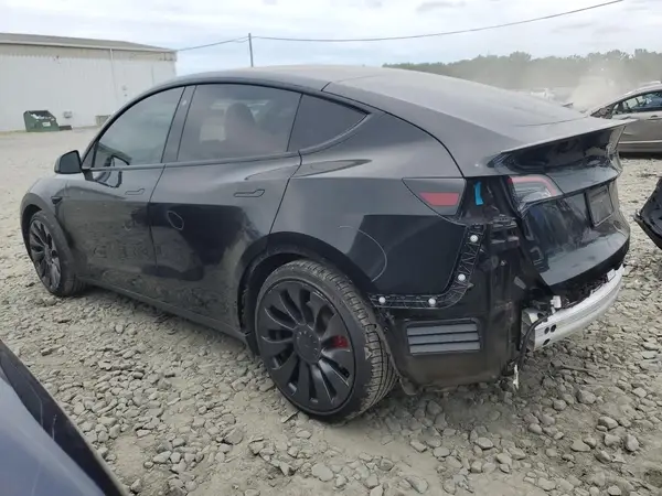 7SAYGDEFXNF562406 2022 TESLA MODEL Y - Image 2