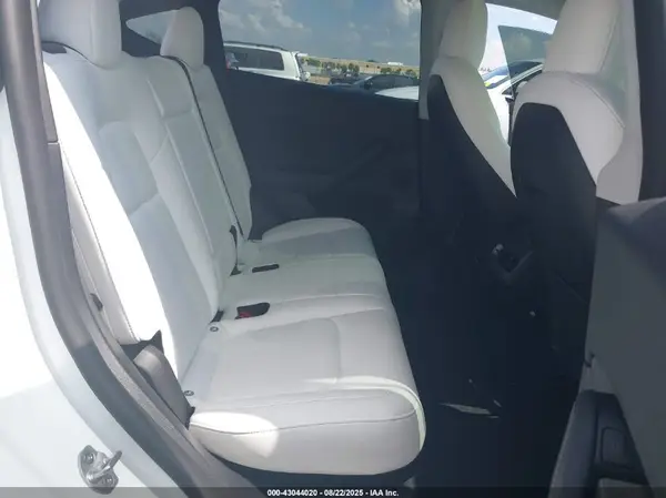 7SAYGDEFXNF567637 2022 TESLA MODEL Y - Image 8
