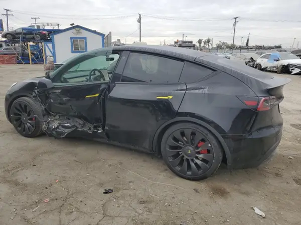 7SAYGDEFXNF569680 2022 TESLA MODEL Y - Image 2