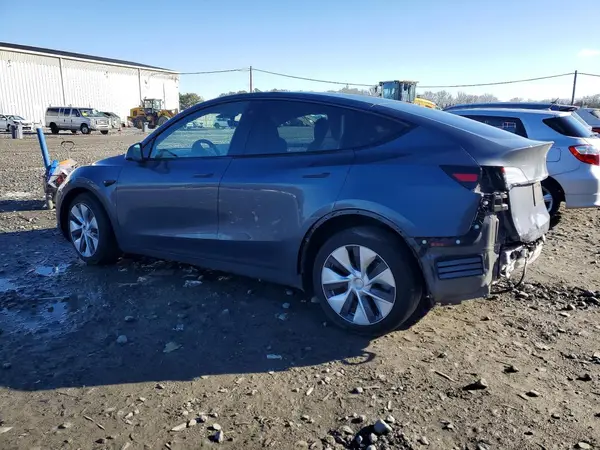 7SAYGDEFXPA049009 2023 TESLA MODEL Y - Image 2