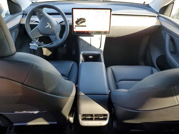 7SAYGDEFXPA049009 2023 TESLA MODEL Y - Image 8