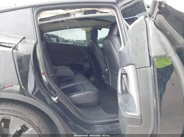 7SAYGDEFXPF603541 2023 TESLA MODEL Y - Image 8