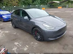 7SAYGDEFXPF617908 2023 TESLA MODEL Y