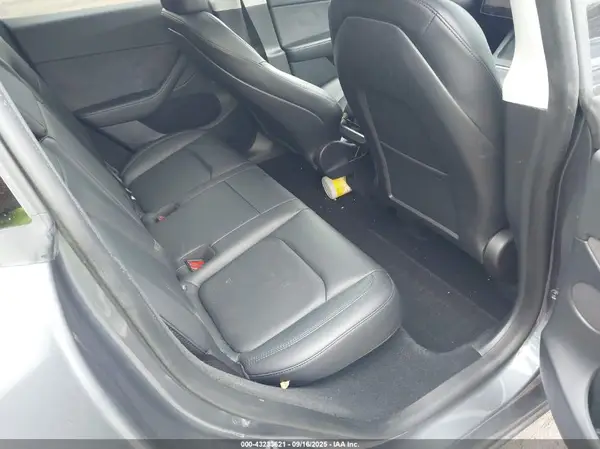 7SAYGDEFXPF617908 2023 TESLA MODEL Y - Image 8