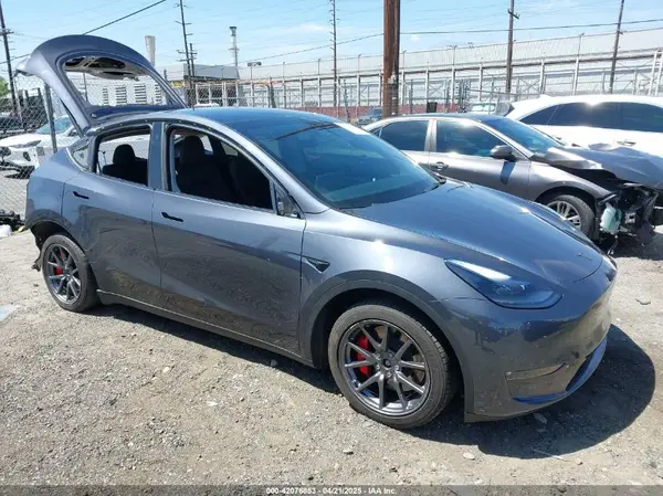 7SAYGDEFXPF618668 2023 TESLA MODEL Y - Image 1