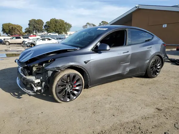 7SAYGDEFXPF636202 2023 TESLA MODEL Y - Image 1