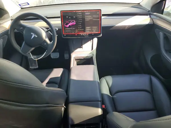 7SAYGDEFXPF665568 2023 TESLA MODEL Y - Image 8