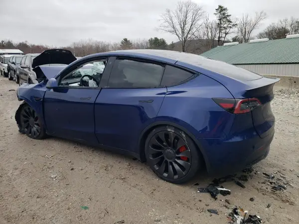 7SAYGDEFXPF700299 2023 TESLA MODEL Y - Image 2