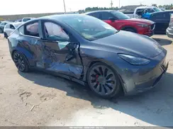 7SAYGDEFXPF711562 2023 TESLA MODEL Y