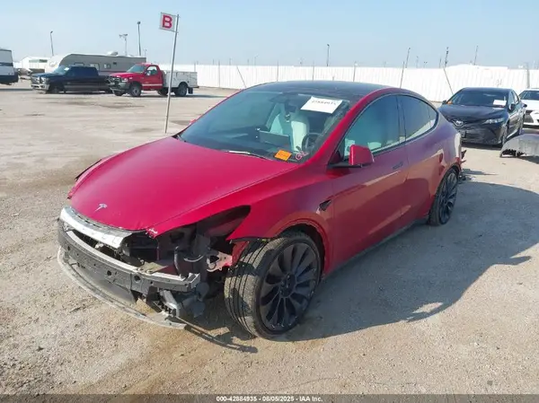 7SAYGDEFXPF714770 2023 TESLA MODEL Y - Image 2