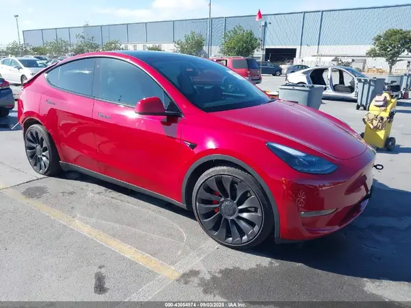 7SAYGDEFXPF740009 2023 TESLA MODEL Y - Image 1