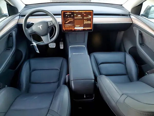 7SAYGDEFXPF743539 2023 TESLA MODEL Y - Image 8