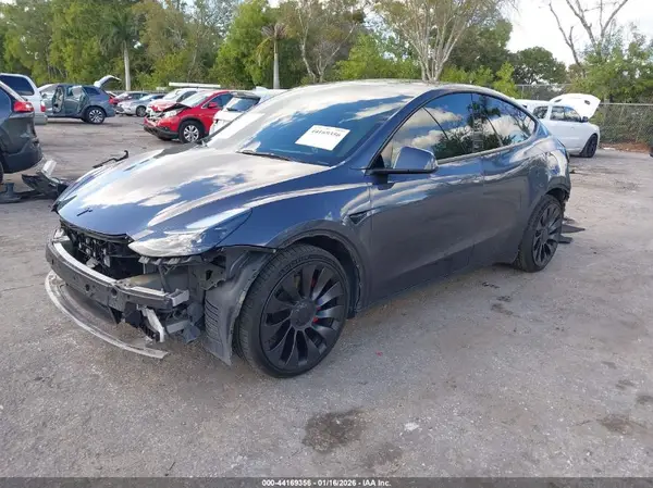 7SAYGDEFXPF760504 2023 TESLA MODEL Y - Image 2