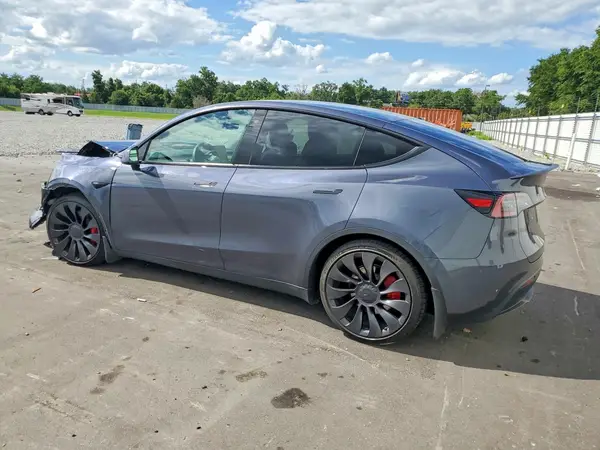 7SAYGDEFXPF763774 2023 TESLA MODEL Y - Image 2