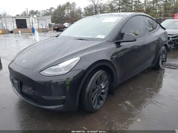 7SAYGDEFXPF766593 2023 TESLA MODEL Y - Image 2