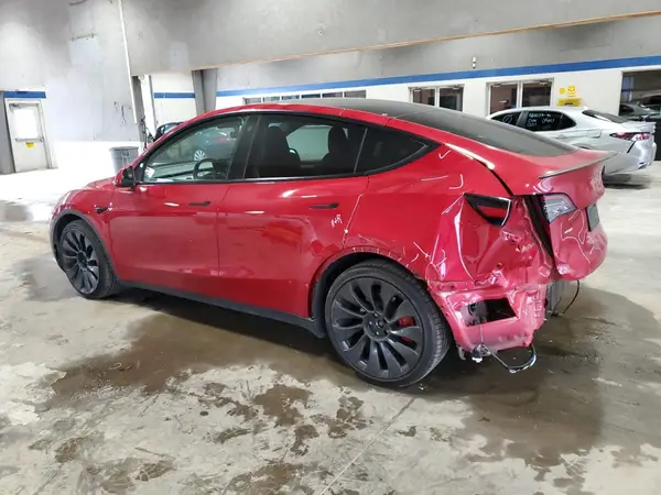 7SAYGDEFXPF775715 2023 TESLA MODEL Y - Image 2