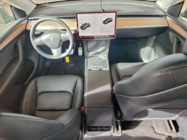 7SAYGDEFXPF776976 2023 TESLA MODEL Y - Image 8