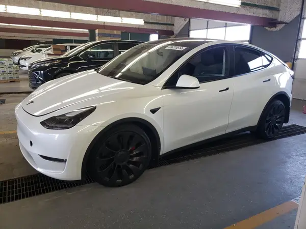 7SAYGDEFXPF788349 2023 TESLA MODEL Y - Image 1