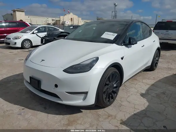 7SAYGDEFXPF800354 2023 TESLA MODEL Y - Image 2