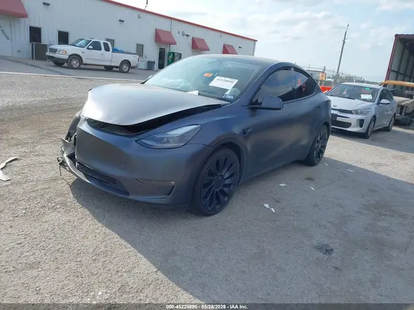 7SAYGDEFXPF802279 2023 TESLA MODEL Y - Image 2