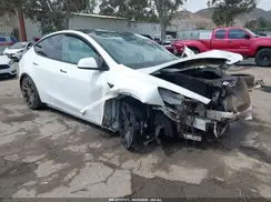 7SAYGDEFXPF809250 2023 TESLA MODEL Y