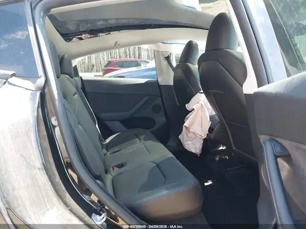 7SAYGDEFXPF811225 2023 TESLA MODEL Y - Image 8