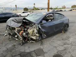 7SAYGDEFXPF813749 2023 TESLA MODEL Y
