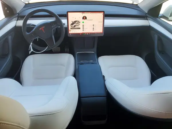 7SAYGDEFXPF822984 2023 TESLA MODEL Y - Image 8