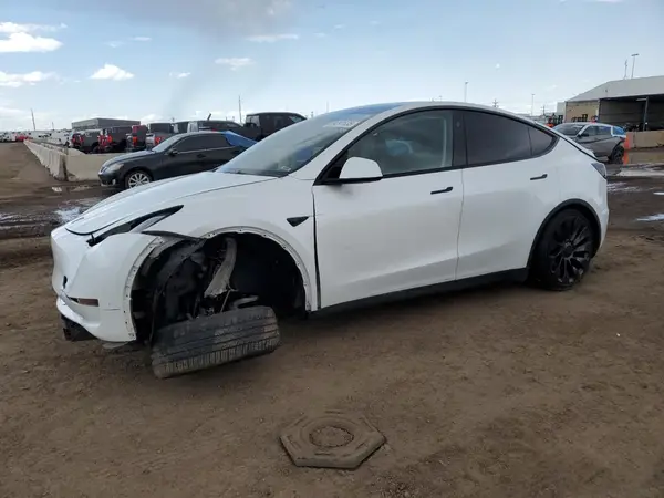 7SAYGDEFXPF868931 2023 TESLA MODEL Y - Image 1