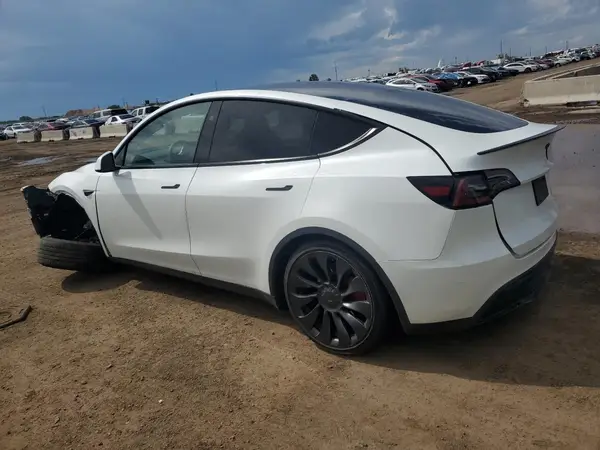 7SAYGDEFXPF868931 2023 TESLA MODEL Y - Image 2