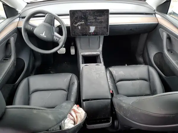 7SAYGDEFXPF868931 2023 TESLA MODEL Y - Image 8