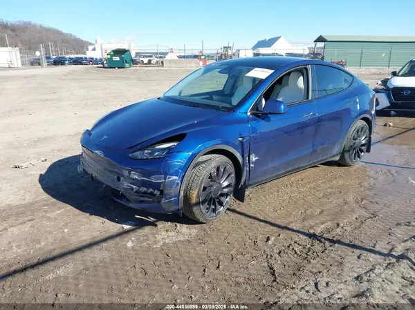 7SAYGDEFXPF870940 2023 TESLA MODEL Y - Image 2