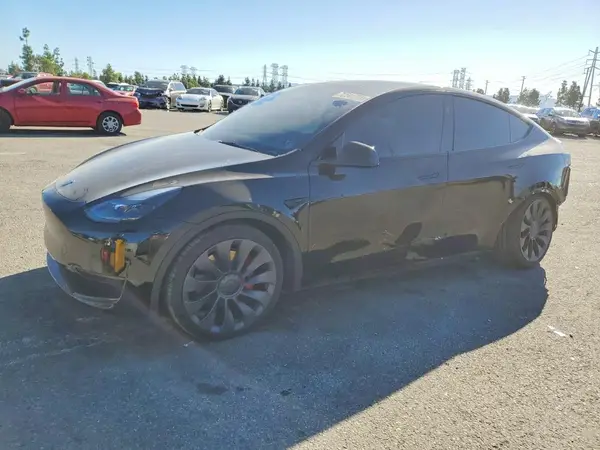 7SAYGDEFXPF877208 2023 TESLA MODEL Y - Image 1
