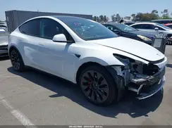 7SAYGDEFXPF889701 2023 TESLA MODEL Y