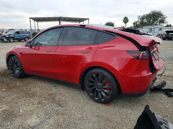 7SAYGDEFXPF895806 2023 TESLA MODEL Y - Image 2