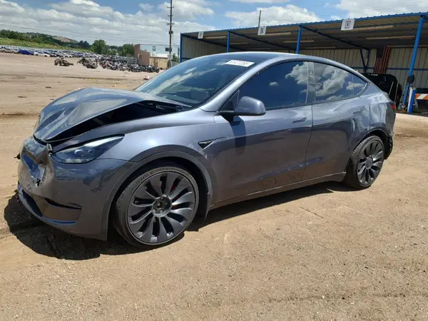 7SAYGDEFXPF899273 2023 TESLA MODEL Y - Image 1