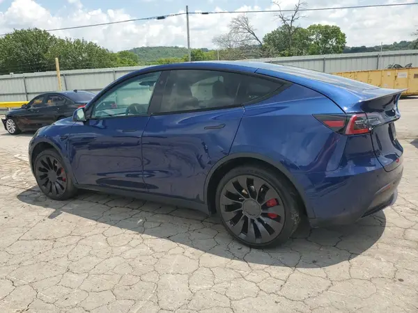 7SAYGDEFXPF904309 2023 TESLA MODEL Y - Image 2
