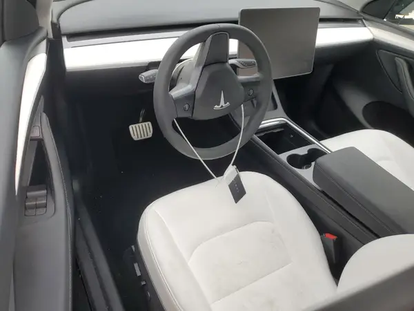 7SAYGDEFXPF904309 2023 TESLA MODEL Y - Image 8