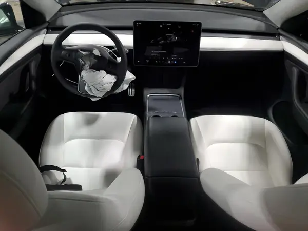 7SAYGDEFXPF907419 2023 TESLA MODEL Y - Image 8