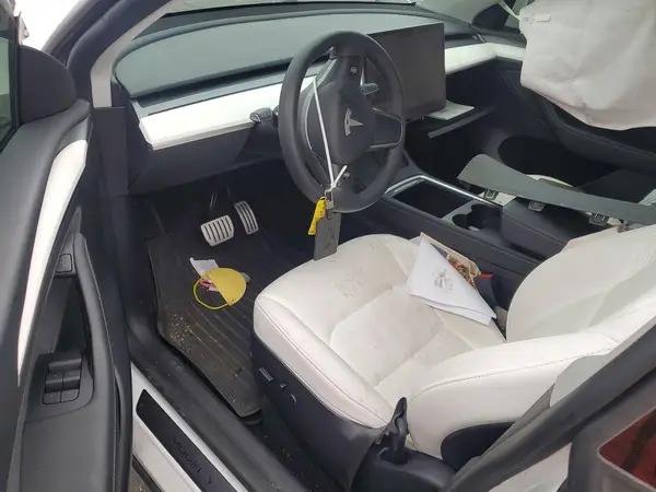 7SAYGDEFXPF917545 2023 TESLA MODEL Y - Image 8
