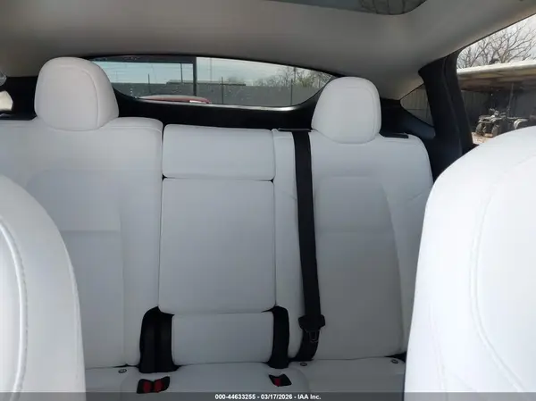 7SAYGDEFXPF918663 2023 TESLA MODEL Y - Image 8