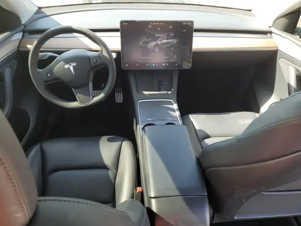7SAYGDEFXPF935981 2023 TESLA MODEL Y - Image 8
