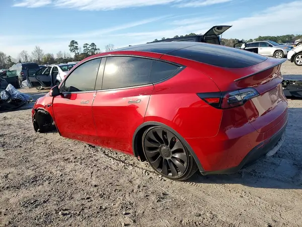7SAYGDEFXPF937102 2023 TESLA MODEL Y - Image 2