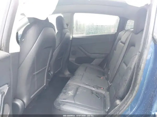 7SAYGDEFXPF941604 2023 TESLA MODEL Y - Image 8