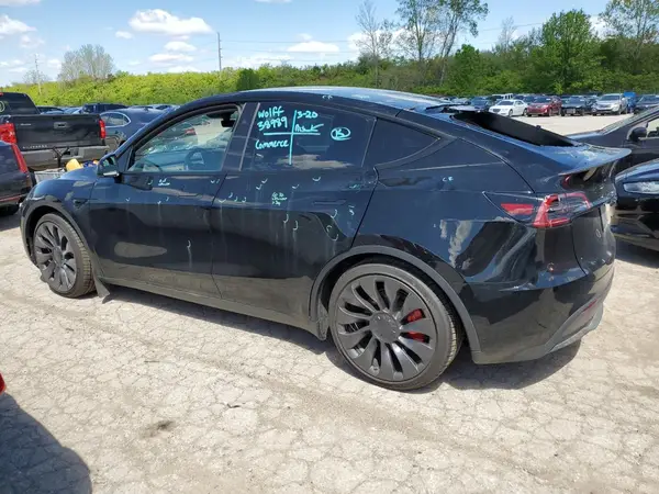 7SAYGDEFXPF948763 2023 TESLA MODEL Y - Image 2