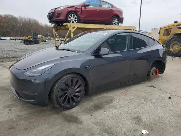 7SAYGDEFXRA261508 2024 TESLA MODEL Y - Image 1
