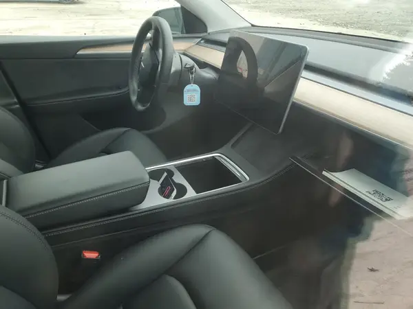 7SAYGDEFXRA261508 2024 TESLA MODEL Y - Image 8